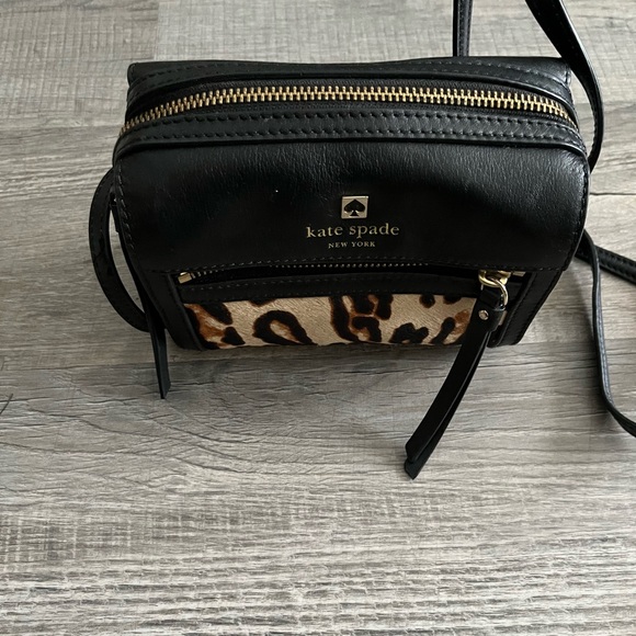 kate spade Handbags - Kate Spade Cheetah Crossbody